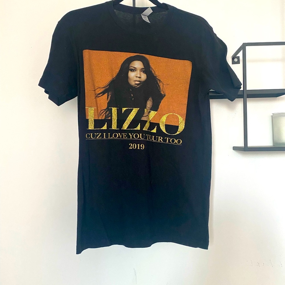Authentic LIZZO Concert Tee Size Small